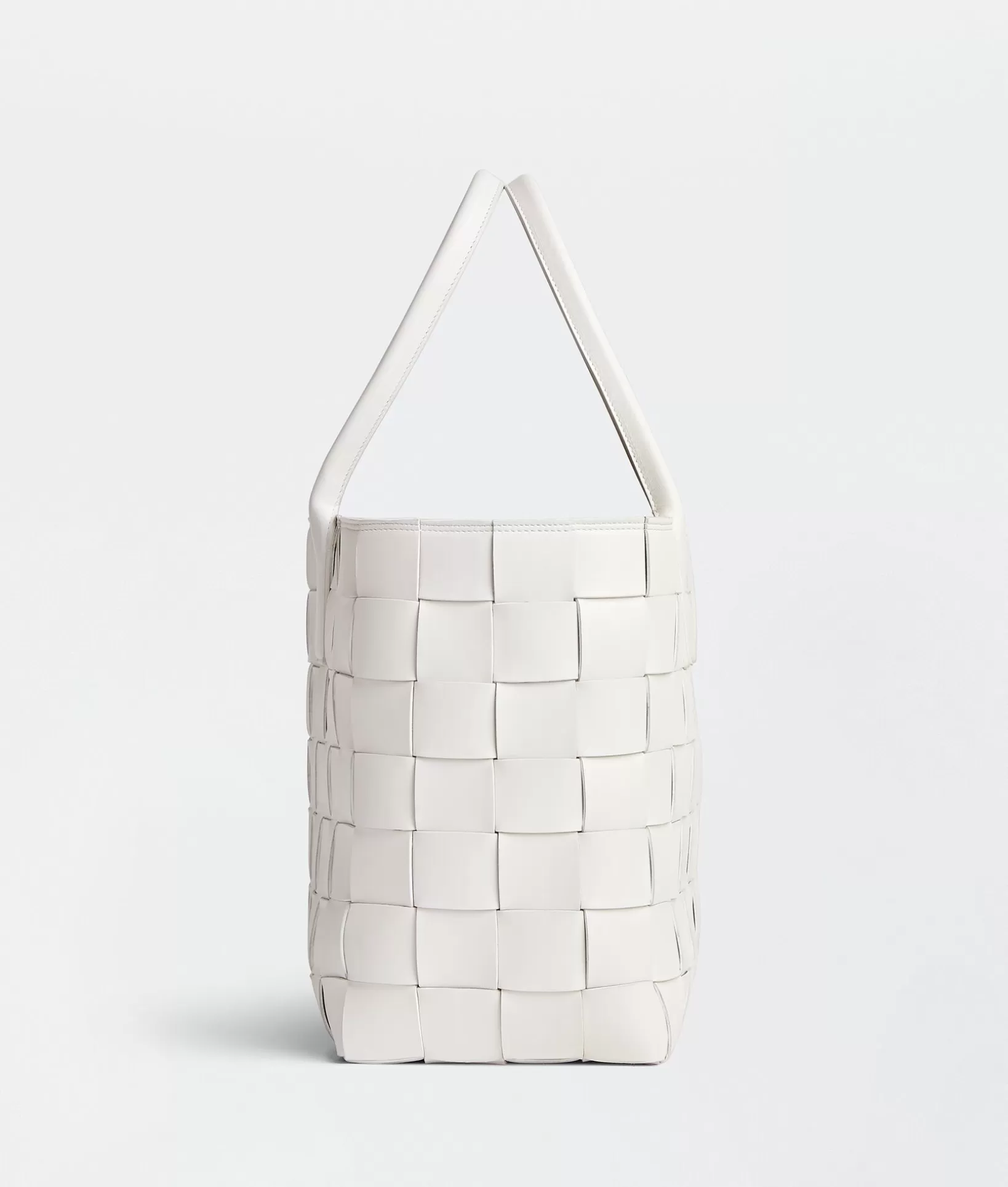 Bottega Series>Bottega Veneta Cabat White/black