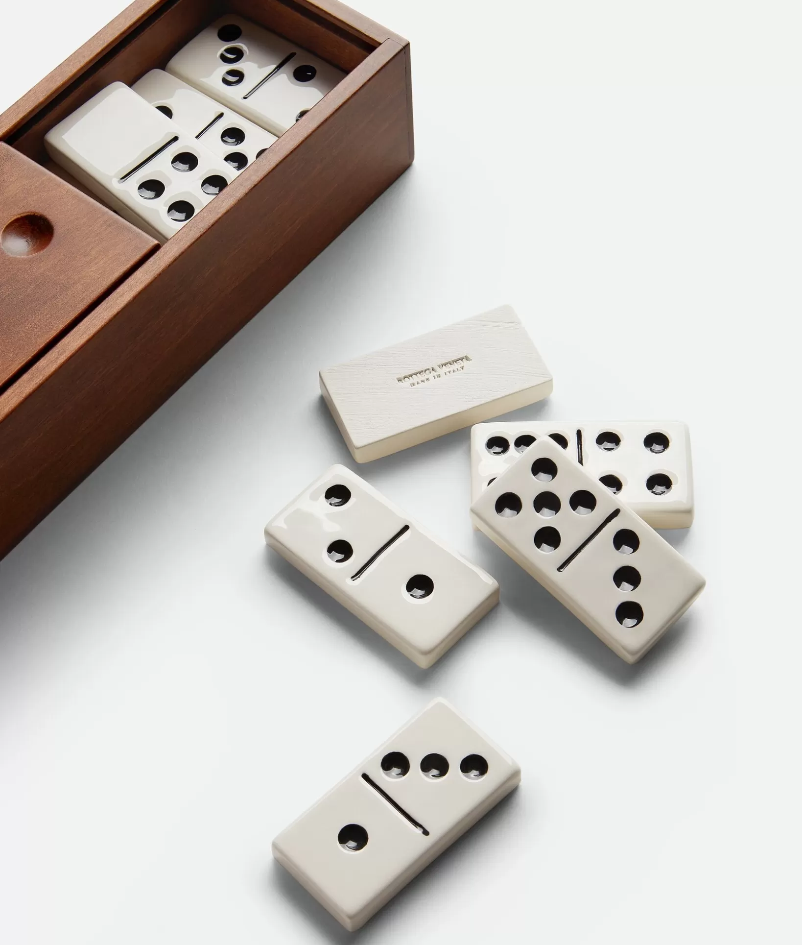 Games>Bottega Veneta Domino Set White/black/noce