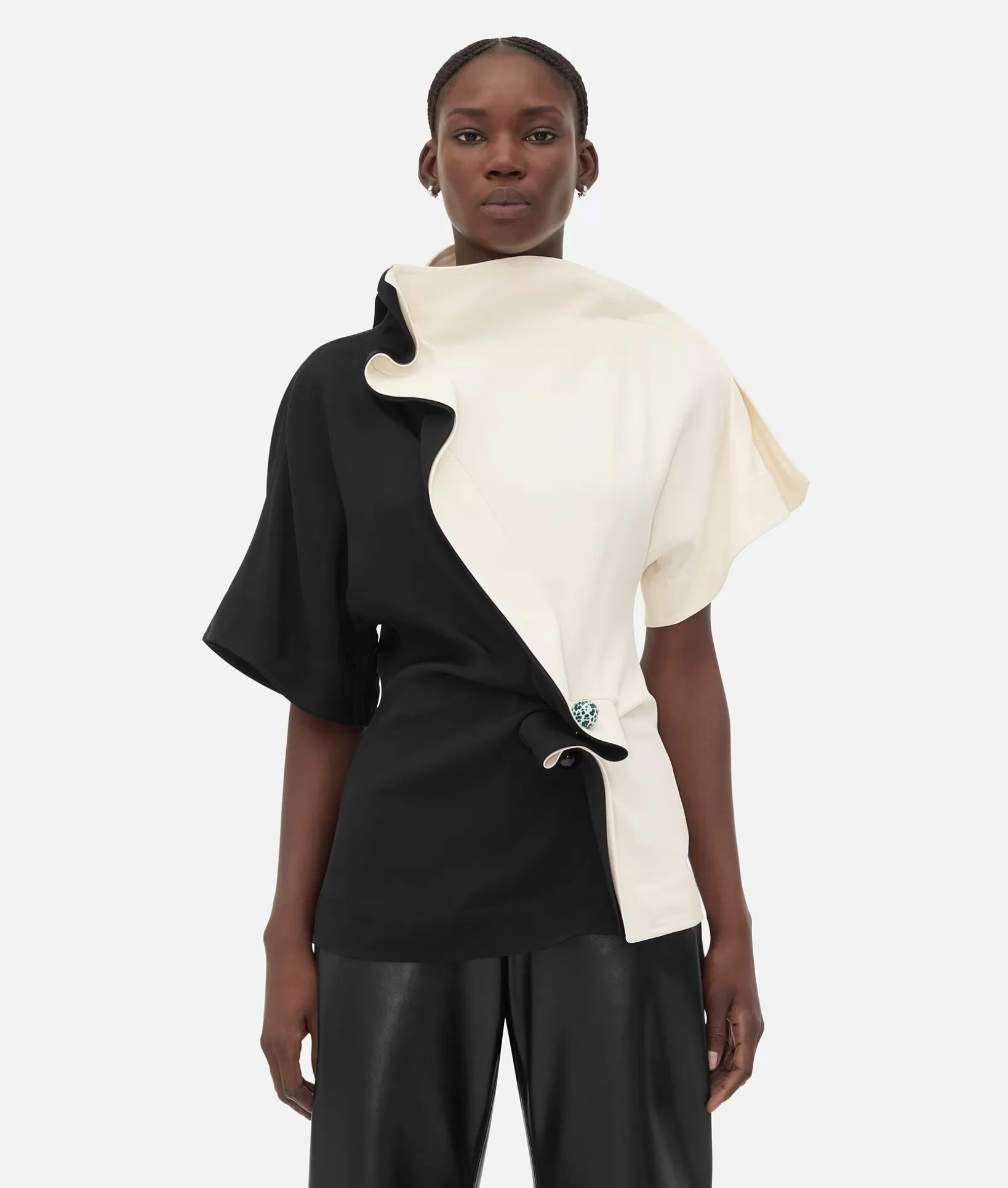 Tops And T-Shirts | Shirts>Bottega Veneta Fluid Viscose Piercing Top Black/dove