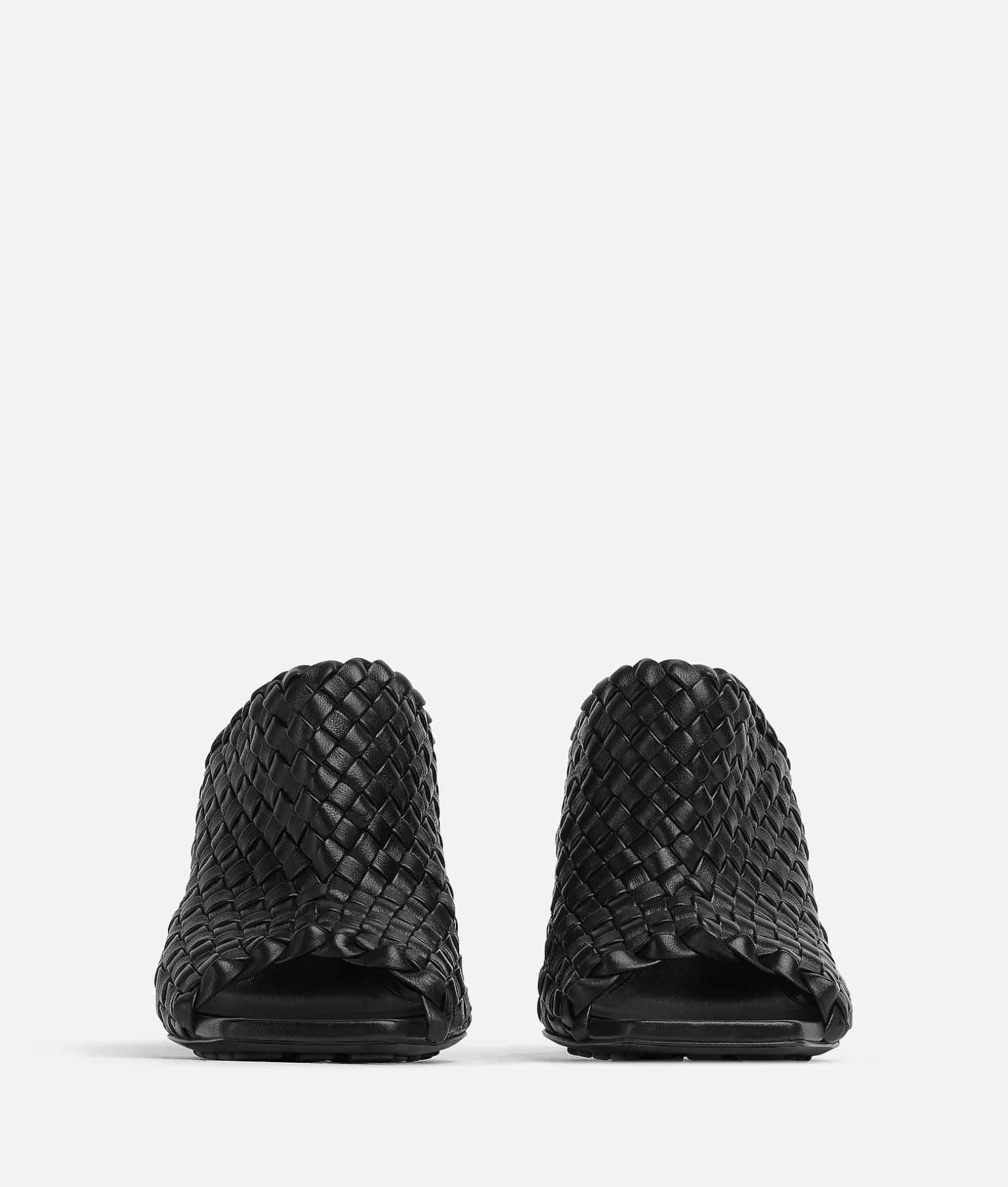 Sandals>Bottega Veneta Knot Mule Black