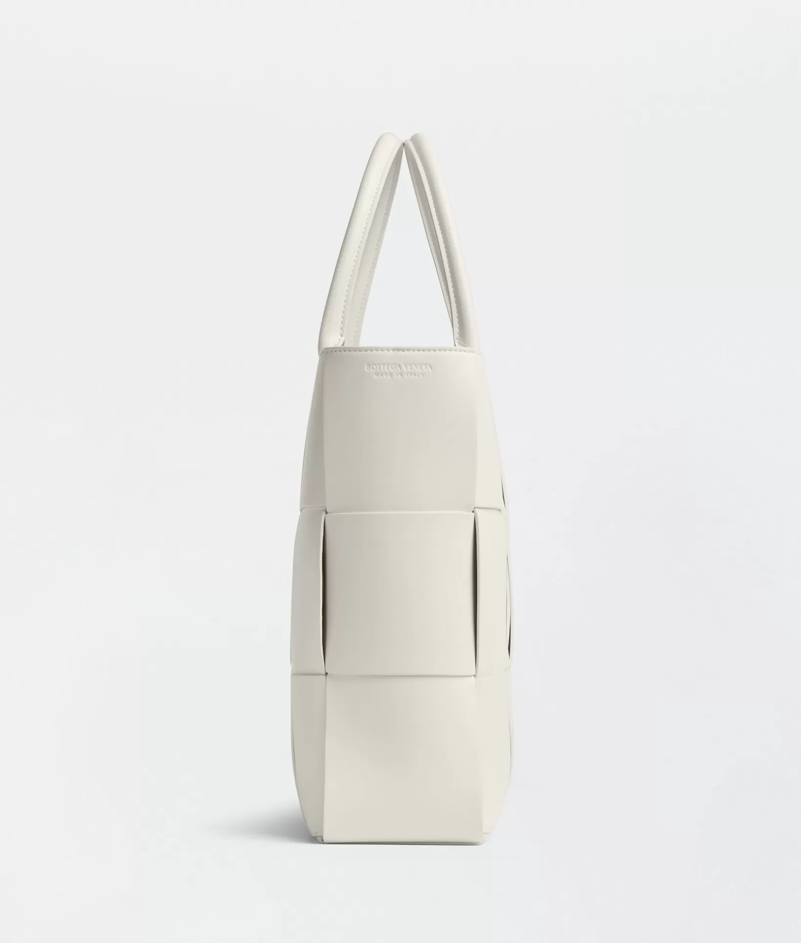 Shopper>Bottega Veneta Large Arco Tote Bag White