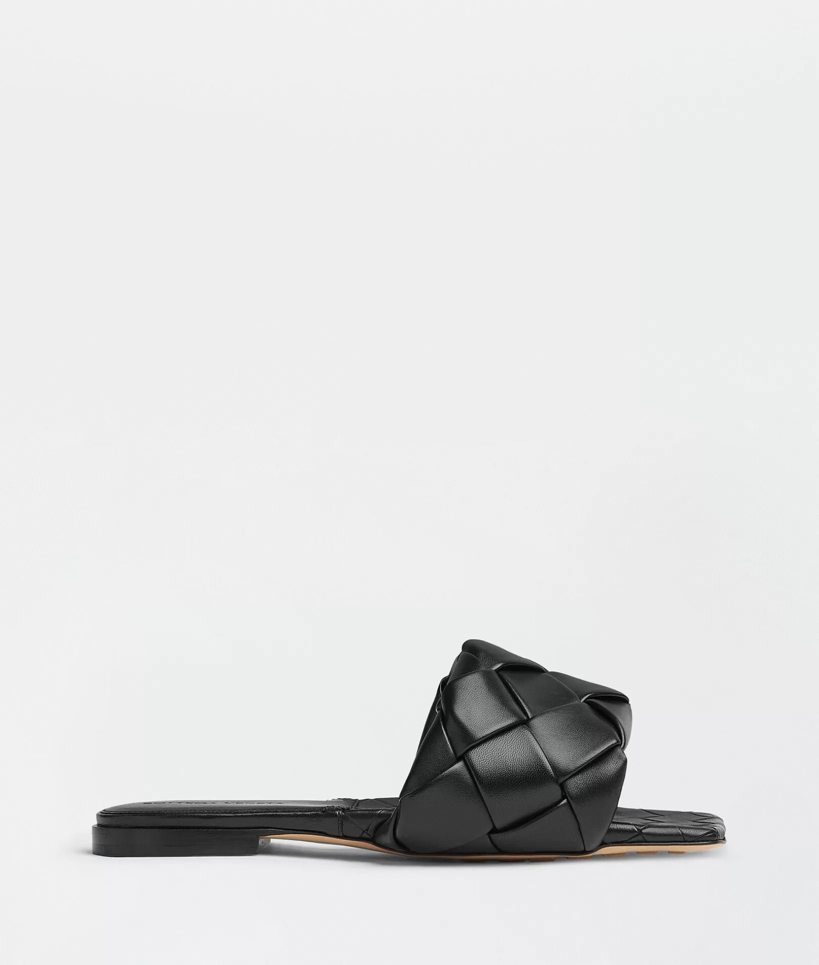 Sandals>Bottega Veneta Lido Flat Sandal Black