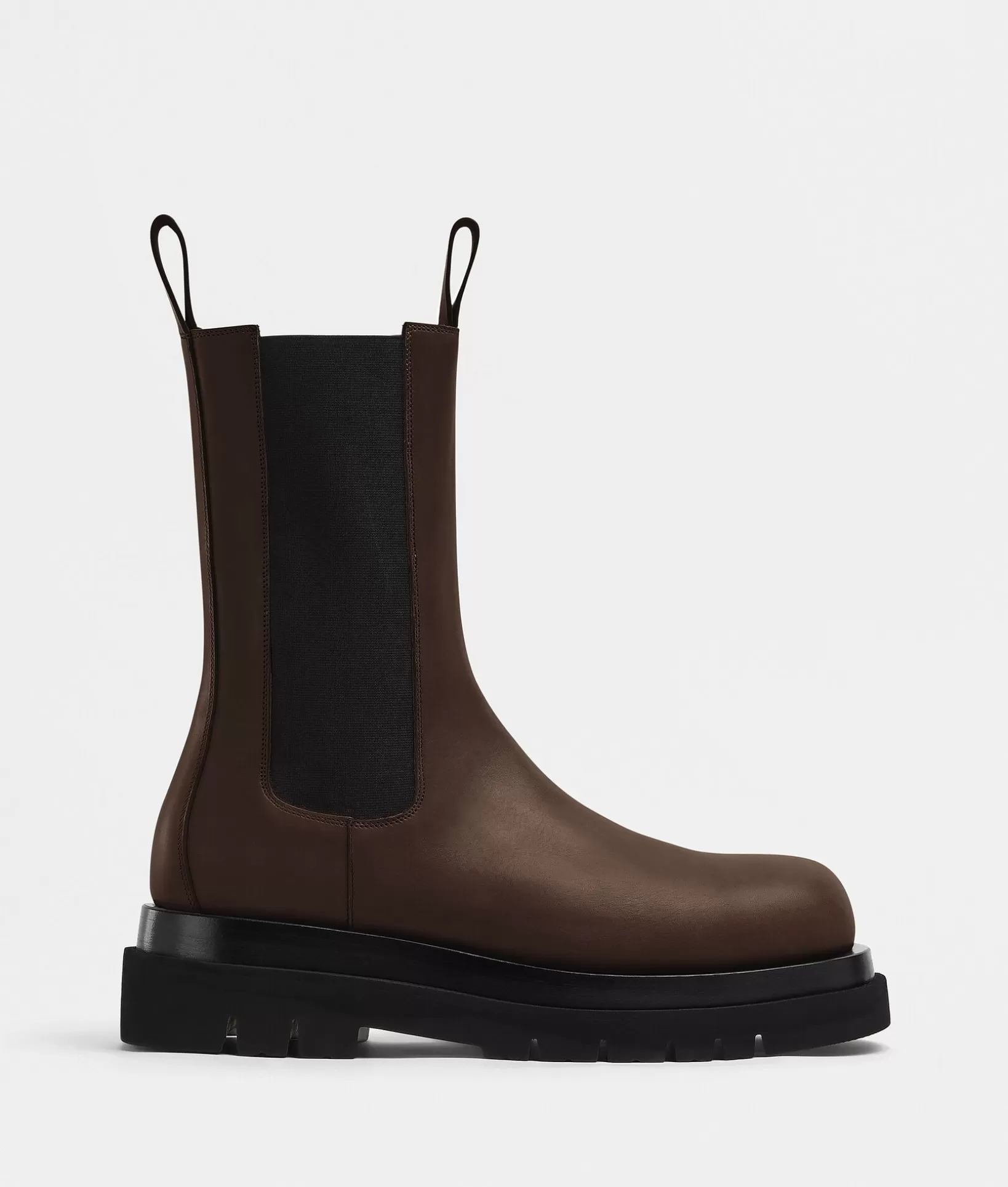 Boots>Bottega Veneta Lug Chelsea Boot Fondant