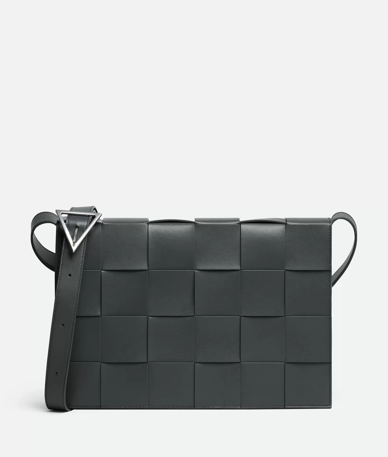 Crossbody>Bottega Veneta Maxi Cassette Ardoise