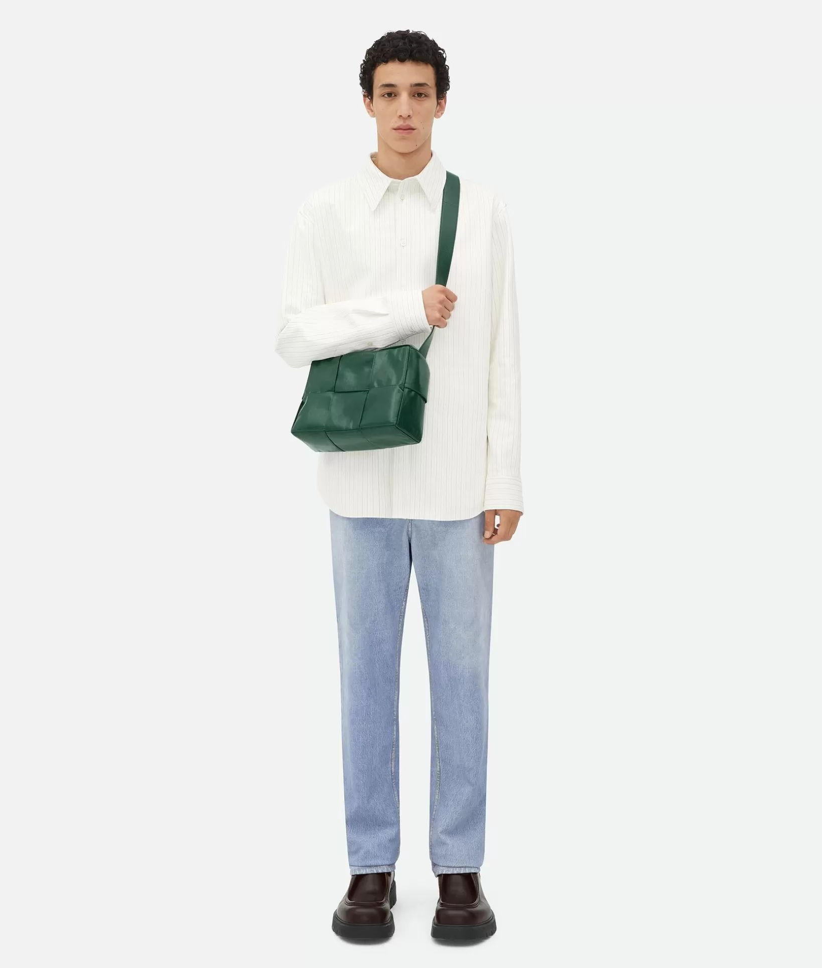 Crossbody>Bottega Veneta Medium Arco Camera Bag Emerald green