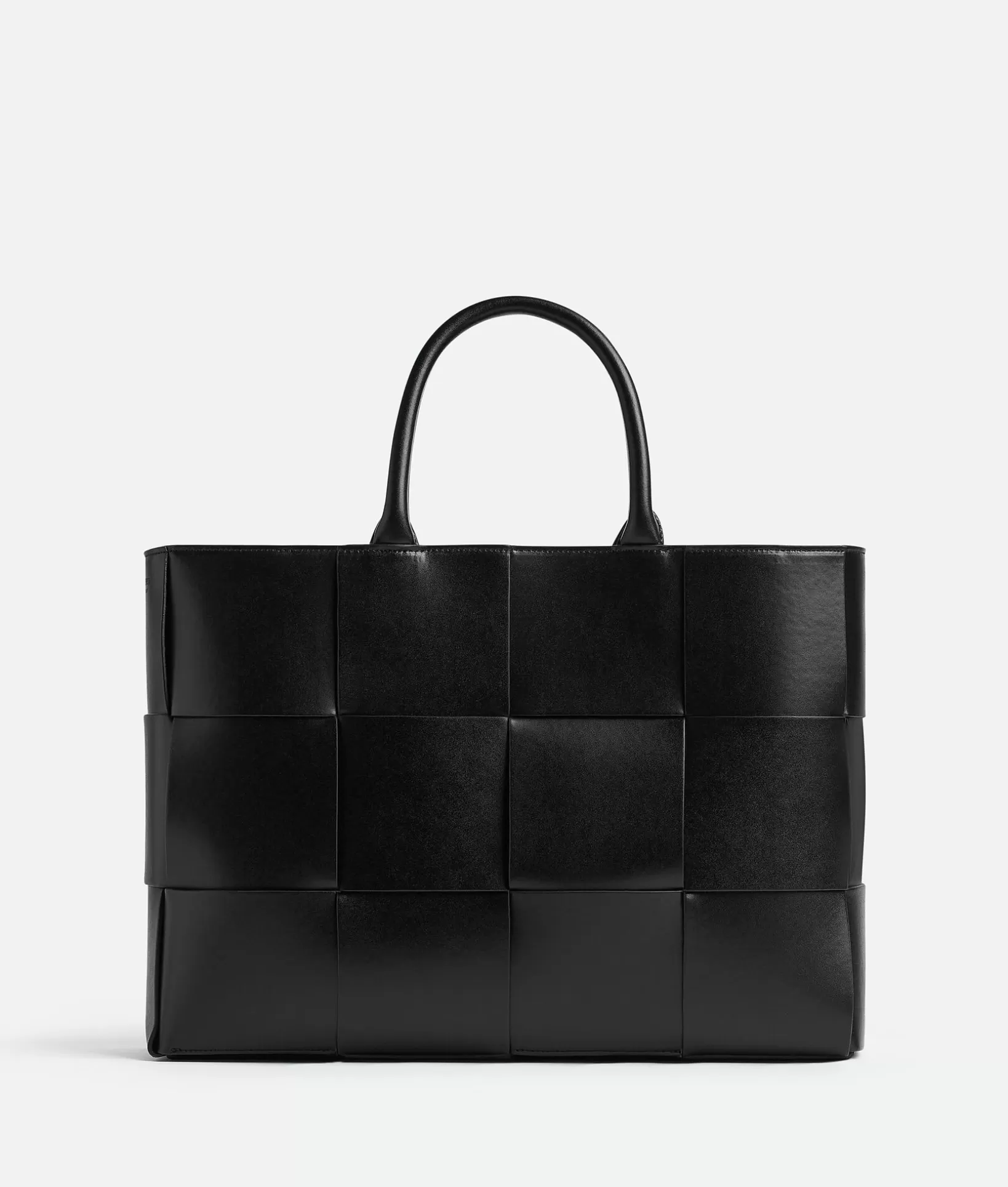 Shopper>Bottega Veneta Medium Arco Tote Bag Black