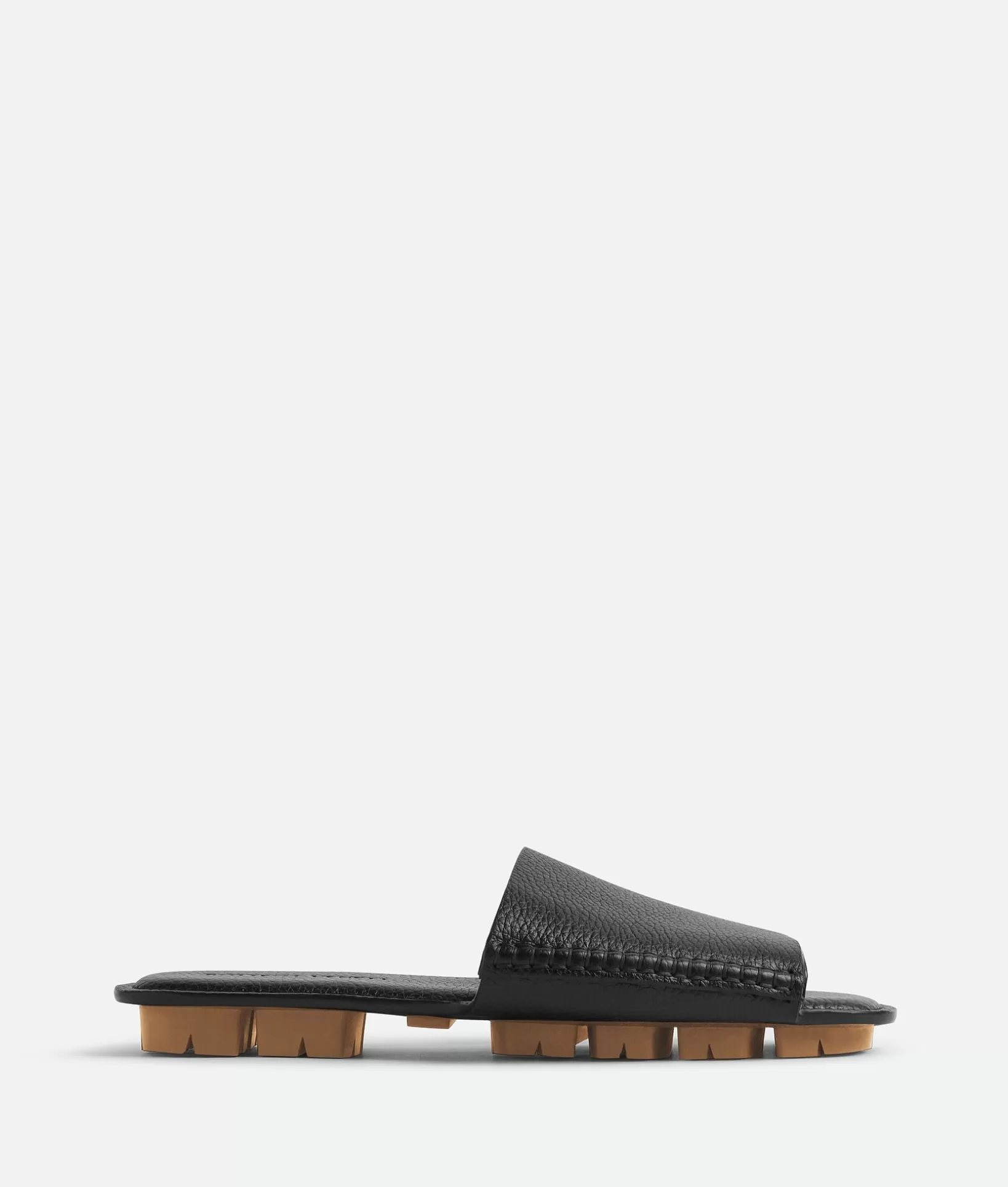 Slippers>Bottega Veneta Shore Mule Black