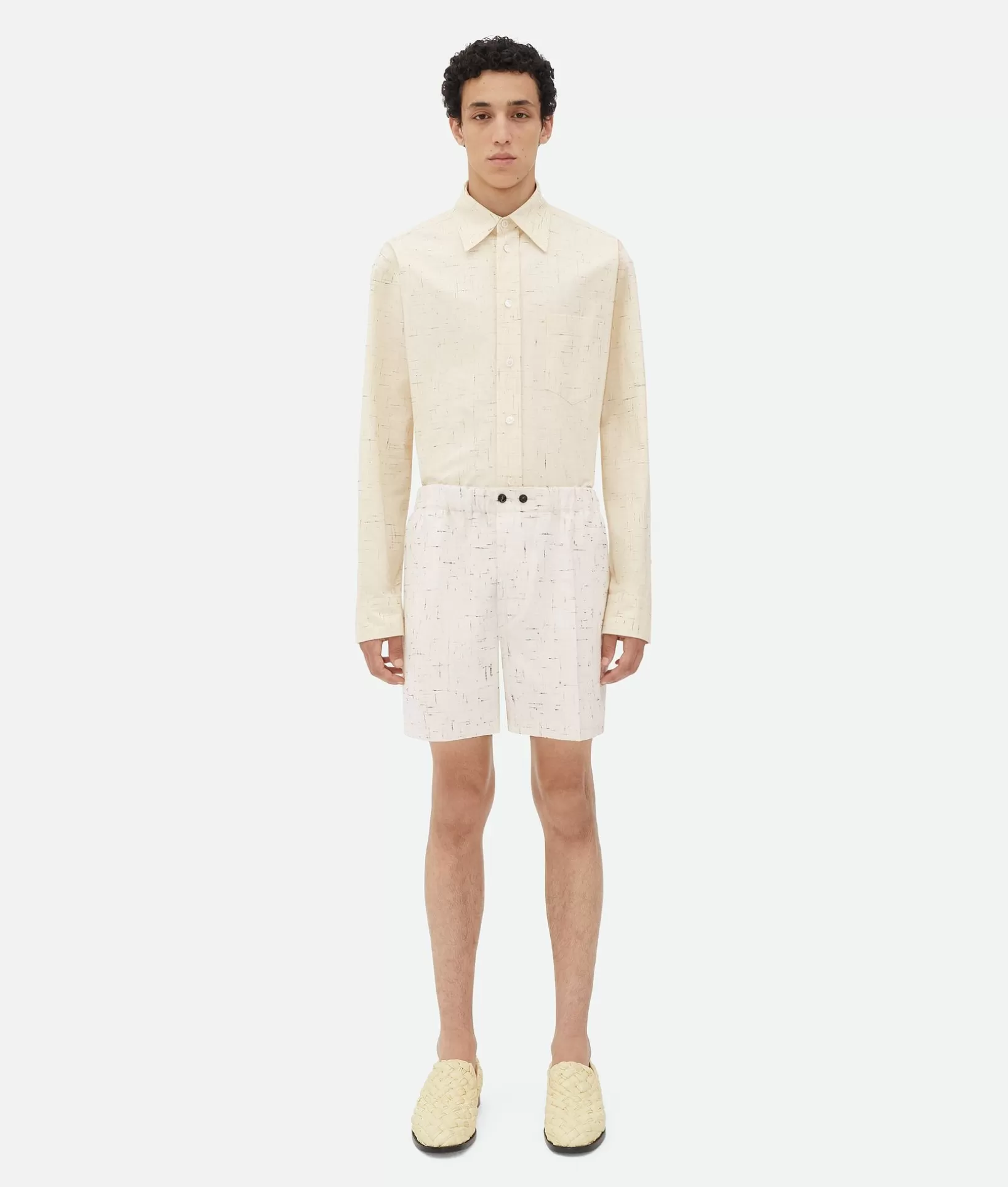 Trousers And Shorts>Bottega Veneta Textured Criss-Cross Viscose Silk Shorts Dove/black