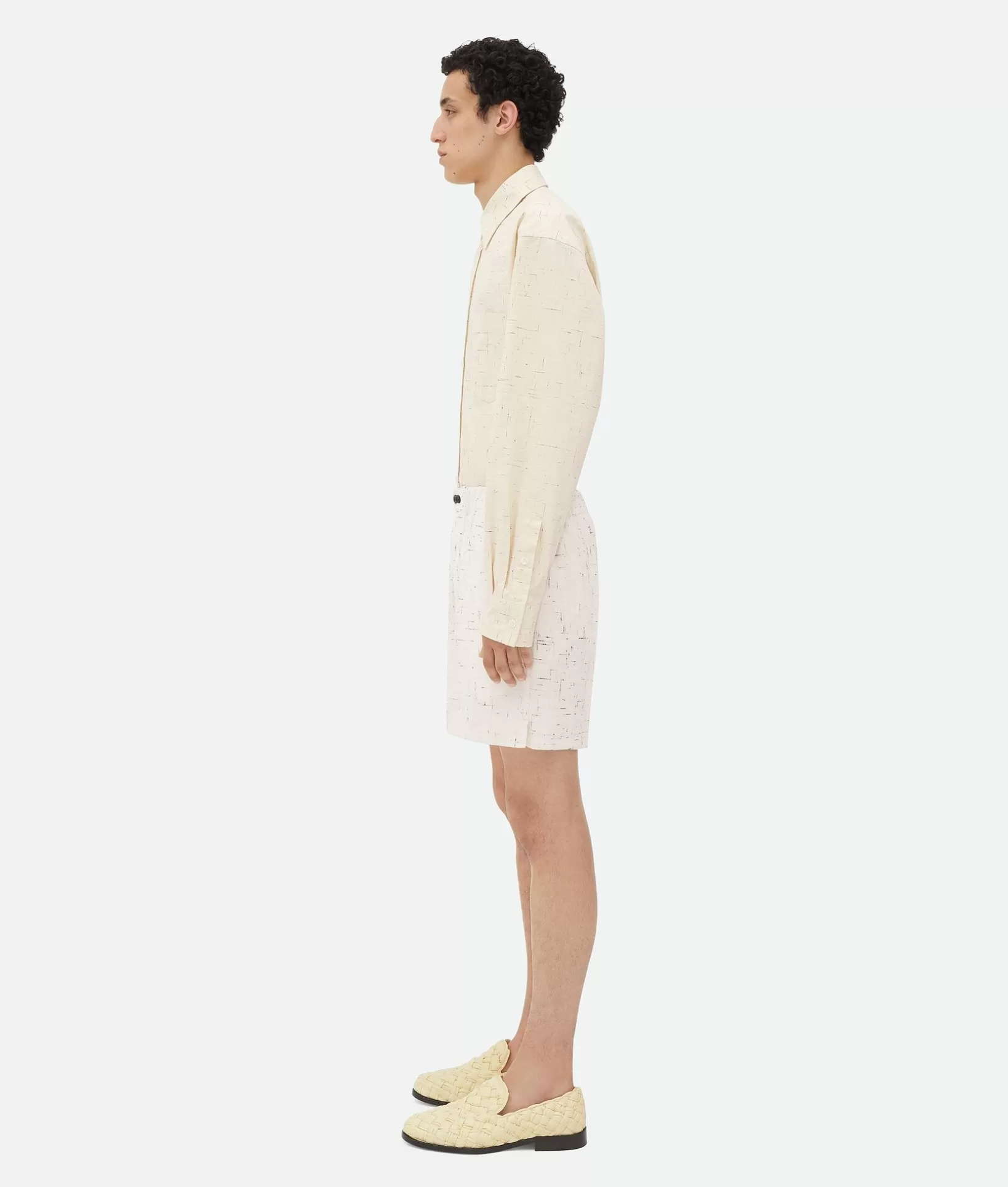 Trousers And Shorts>Bottega Veneta Textured Criss-Cross Viscose Silk Shorts Dove/black