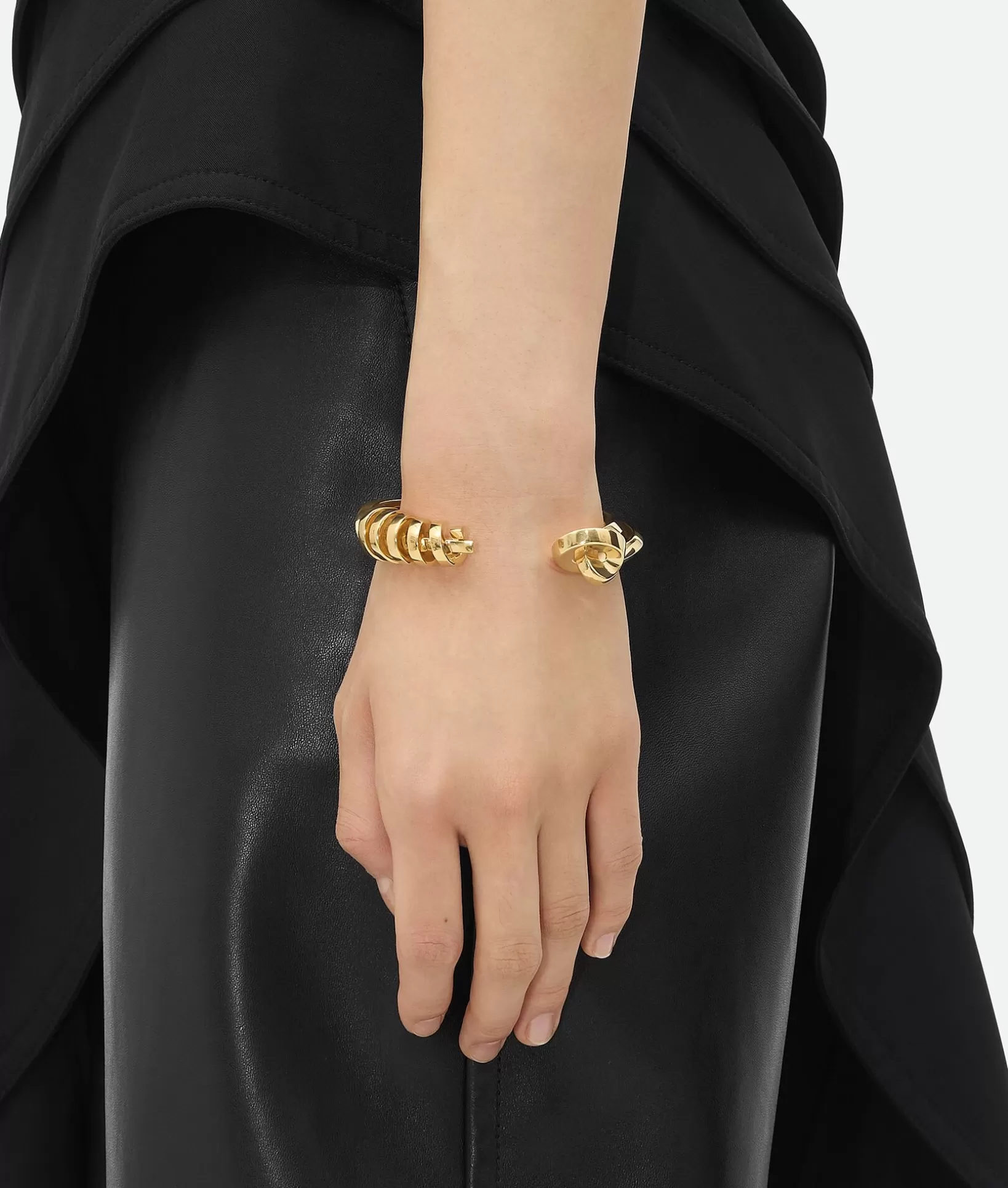 Bracelets>Bottega Veneta Twist Cuff Bracelet Yellow gold