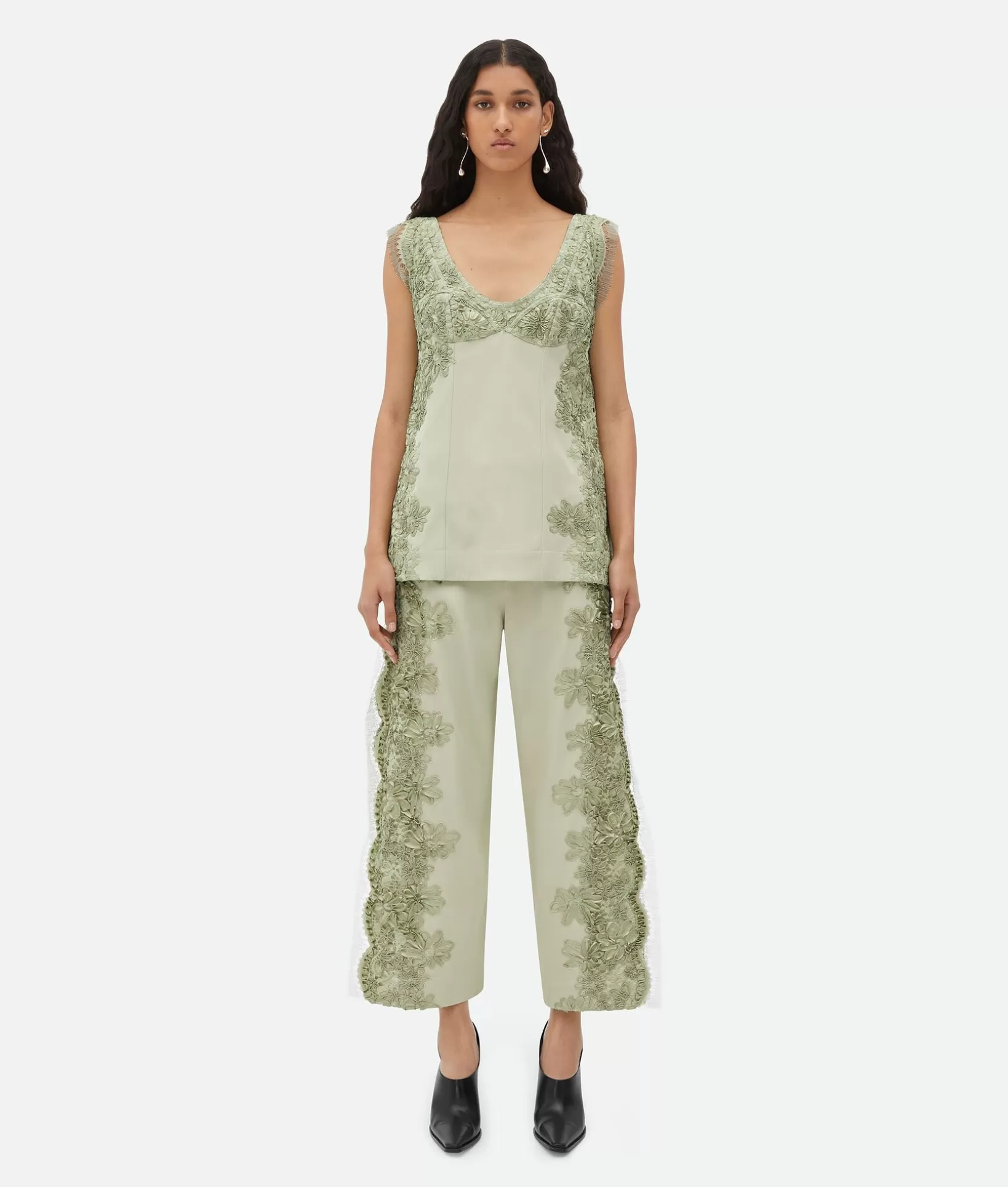 Tops And T-Shirts>Bottega Veneta Viscose Top With Lace Embroidery Stone