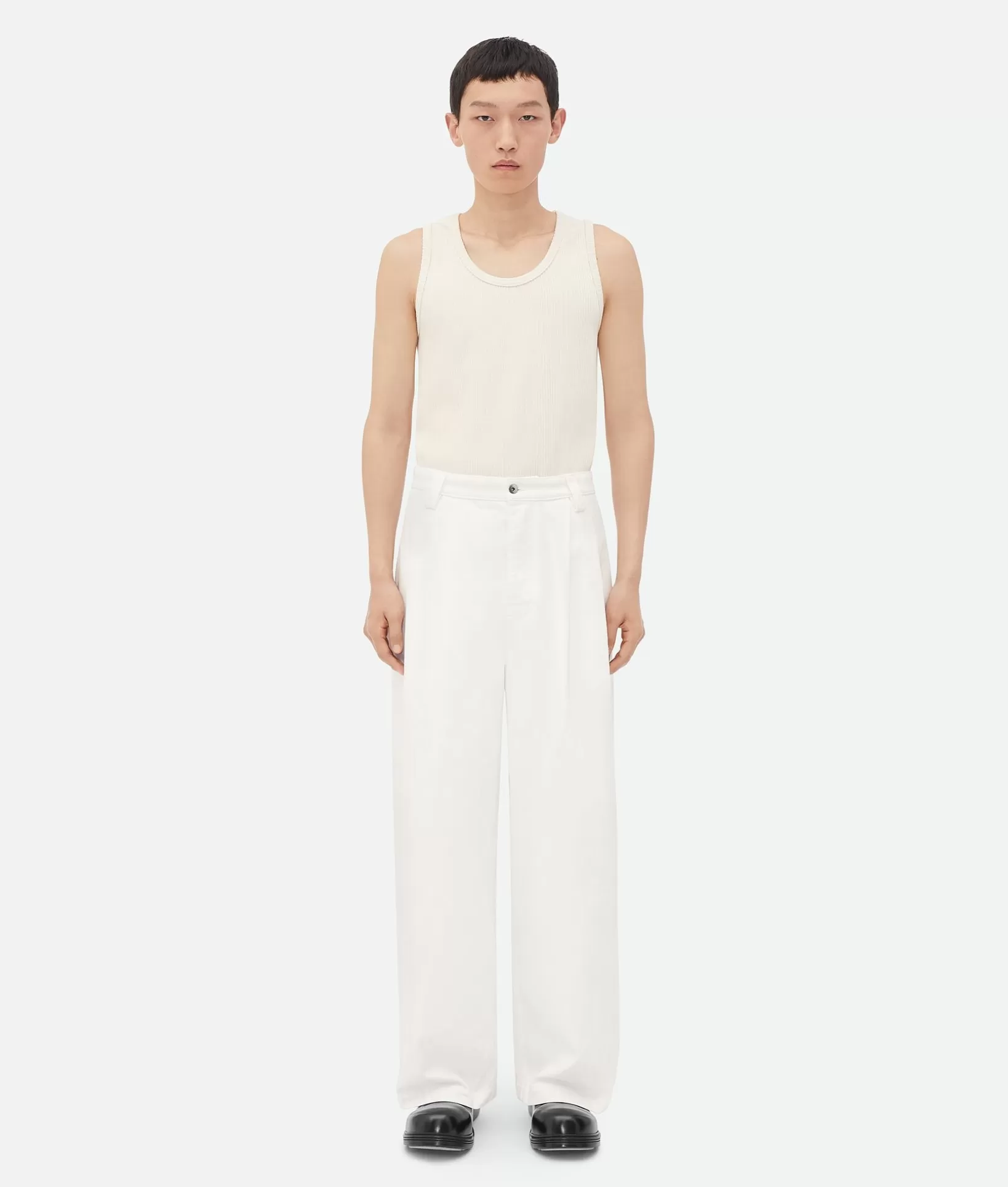 Denim | Trousers And Shorts>Bottega Veneta Pleated Denim Trousers White