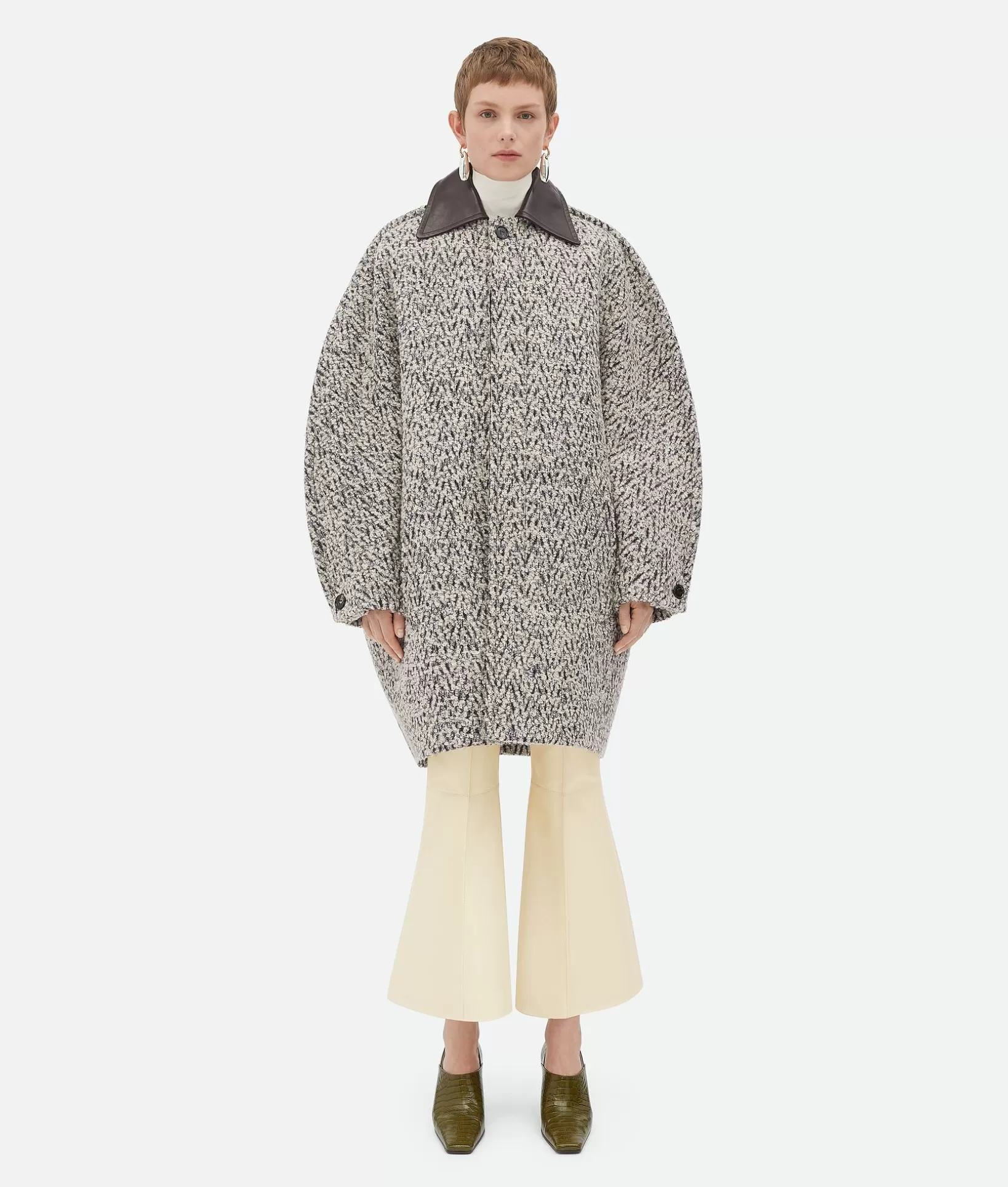 Coats>Bottega Veneta Wool Boucle Chevron Coat Charcoal/beige