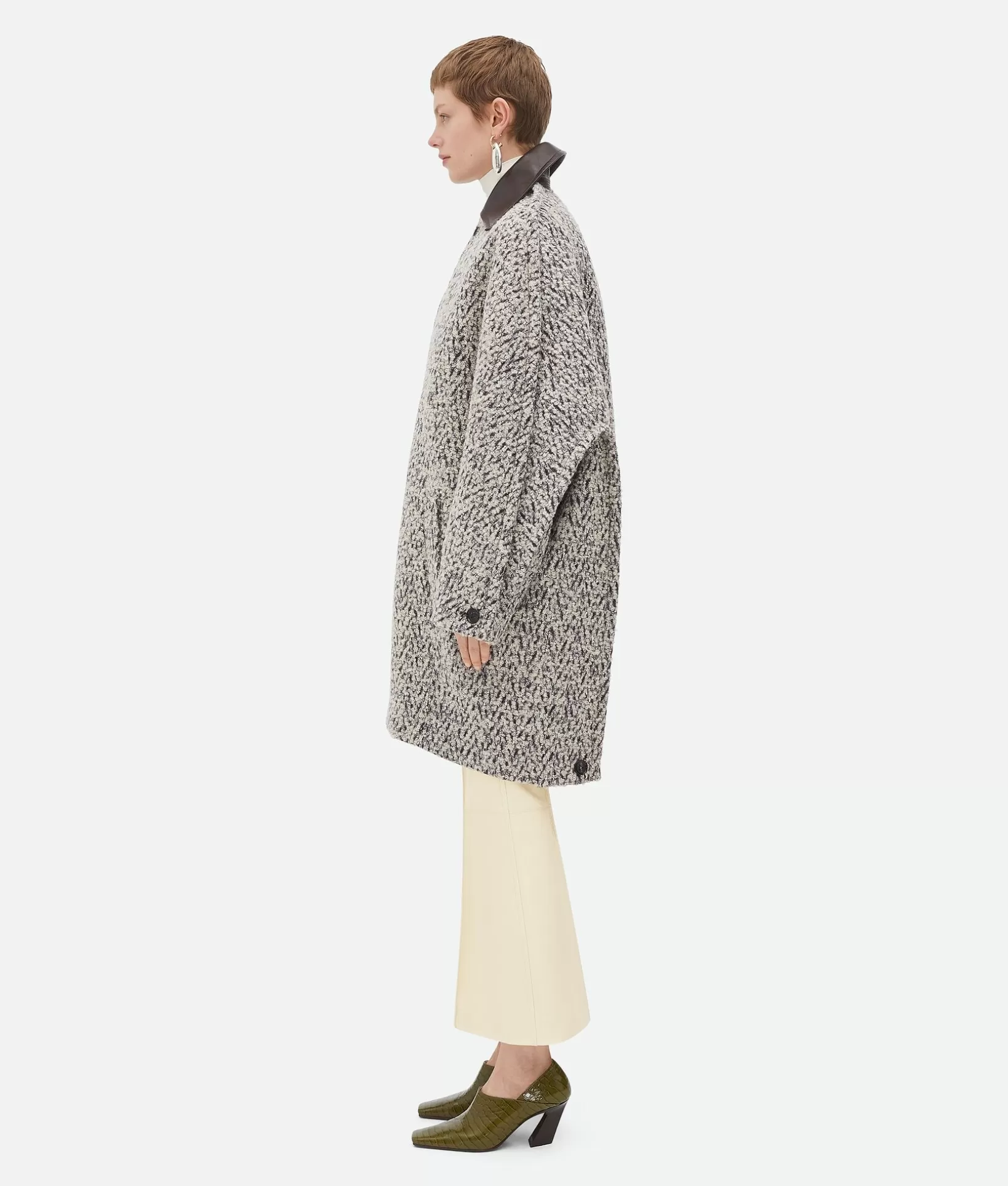 Coats>Bottega Veneta Wool Boucle Chevron Coat Charcoal/beige